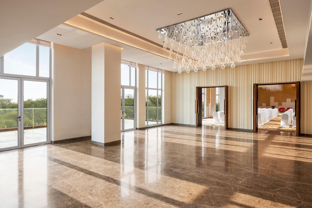 Hyatt Place Jaipur Malviya Nagar 외부 사진 The interior of the hotel